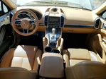 Porsche Cayenne 2016