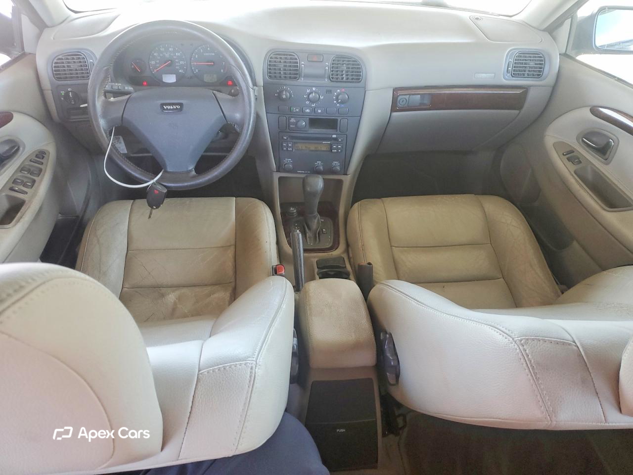 Volvo V40 2004