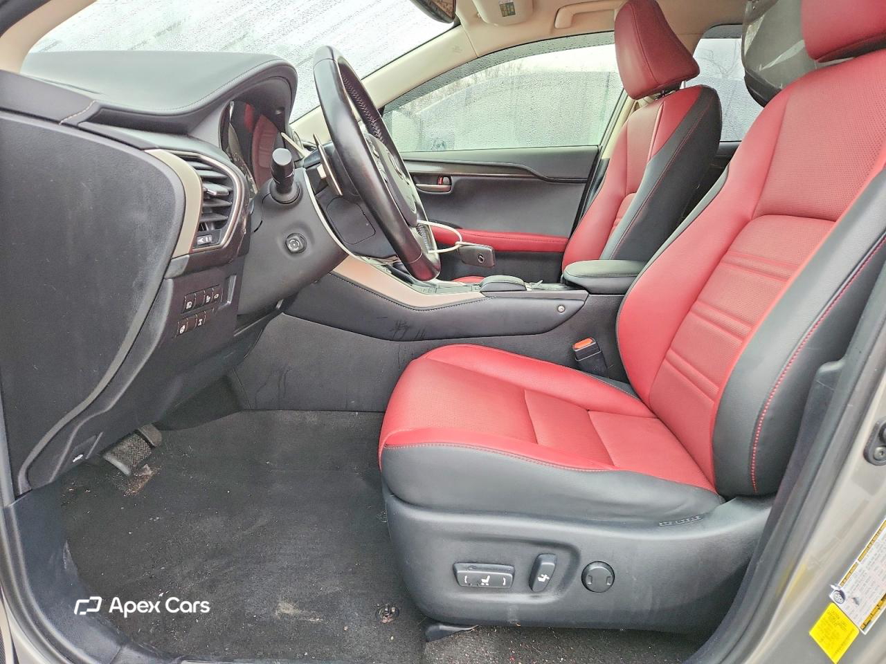 Lexus NX 2021