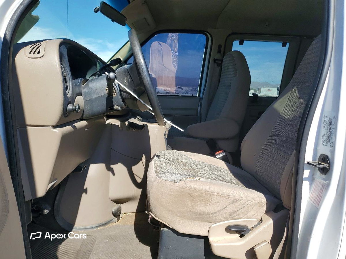 Ford Econoline 2002