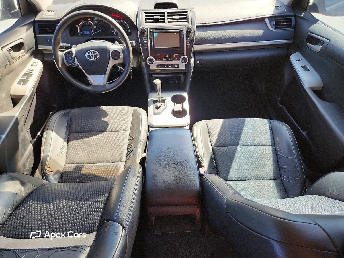 Toyota Camry 2012