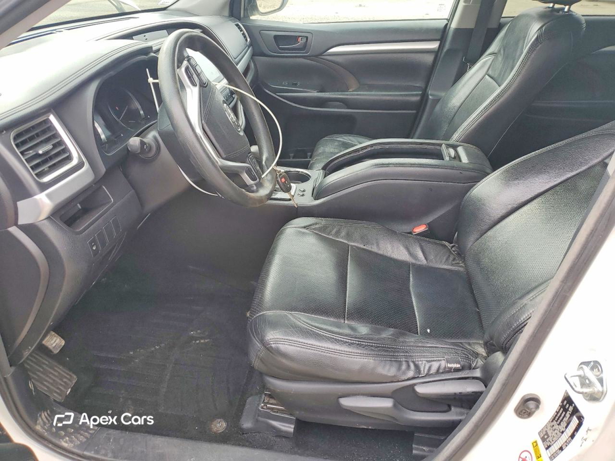 Toyota Highlander 2016