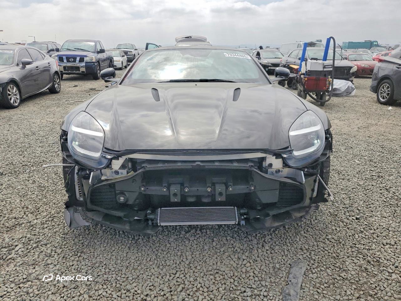 Aston Martin Vantage 2025