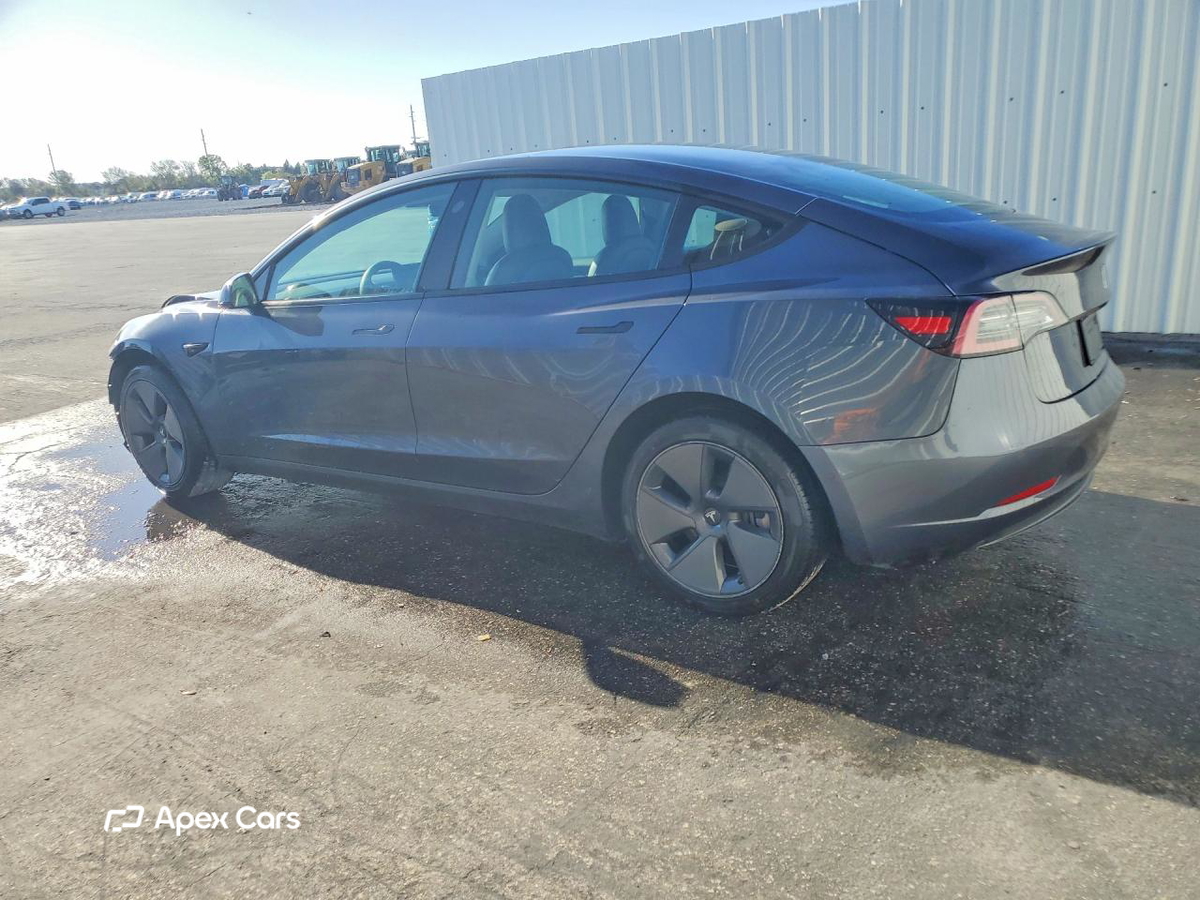 Tesla Model 3 2022