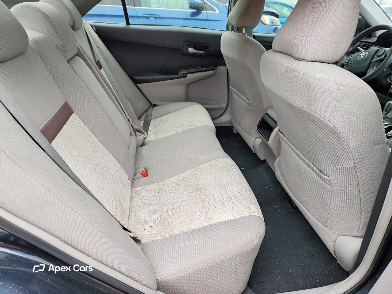 Toyota Camry 2012