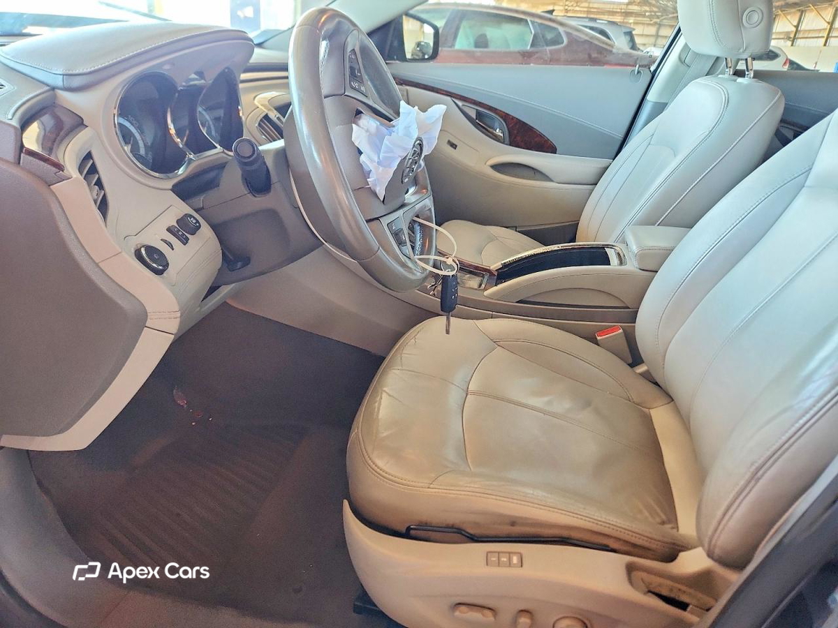Buick LaCrosse 2012
