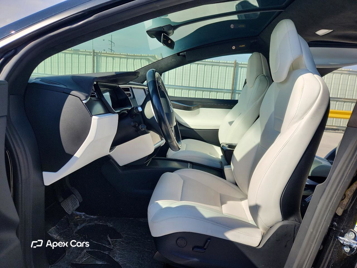 Tesla Model X 2017