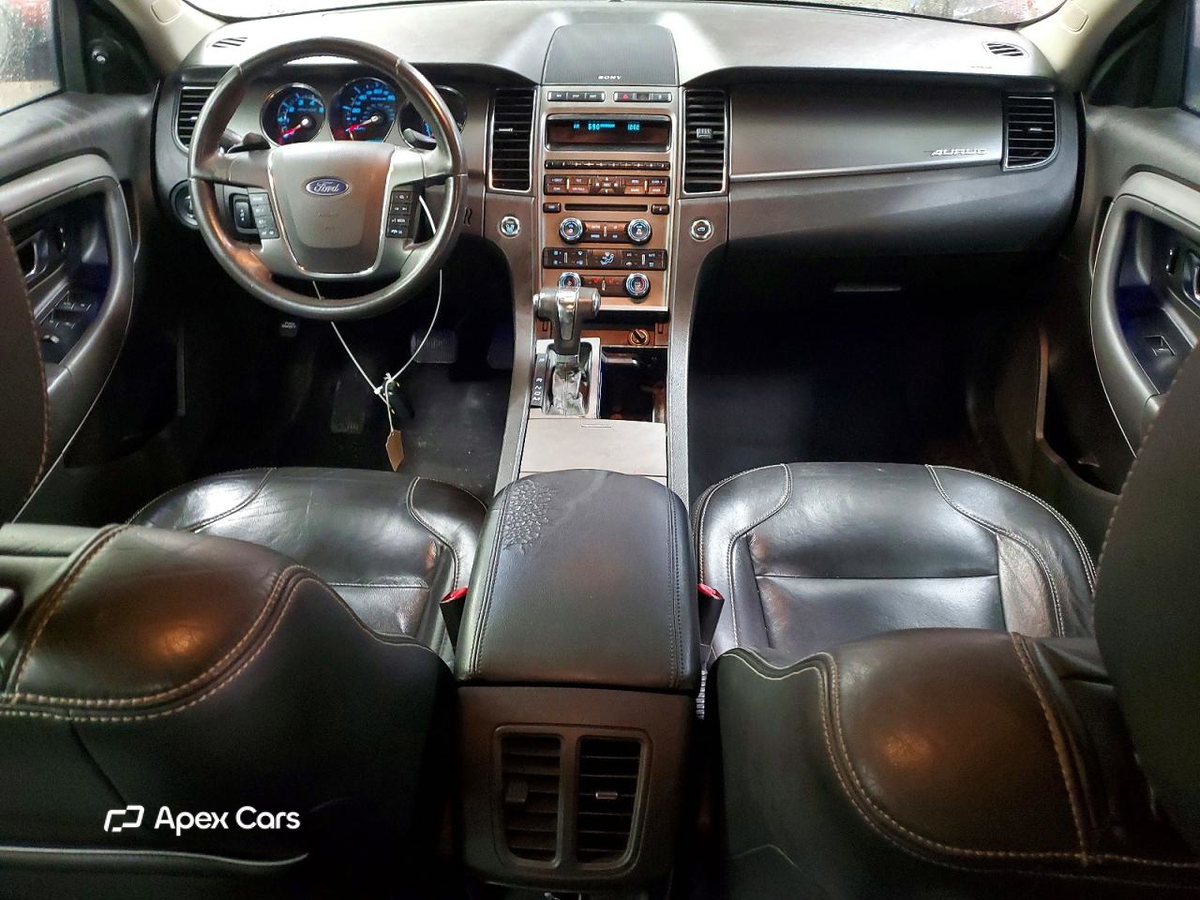 Ford Taurus 2010