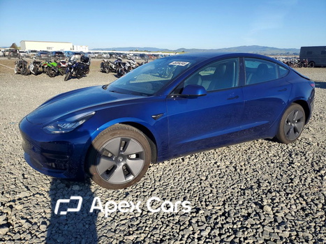 Tesla Model 3 2021 - Image 1 of 13