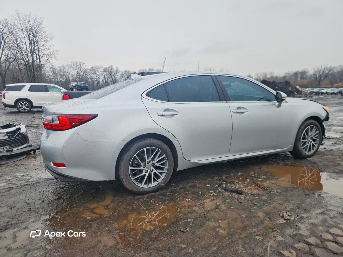 Lexus ES 2016