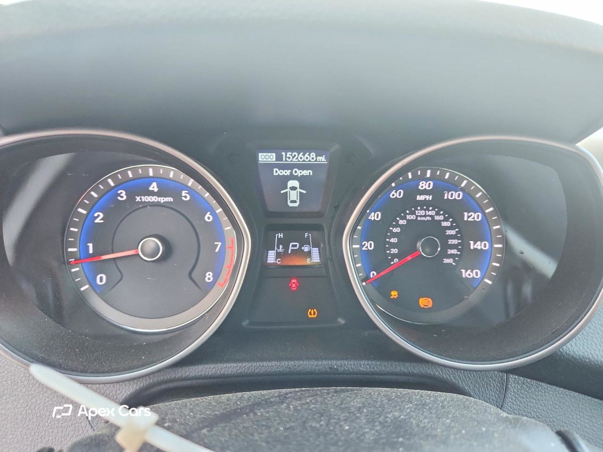 Hyundai Elantra 2013