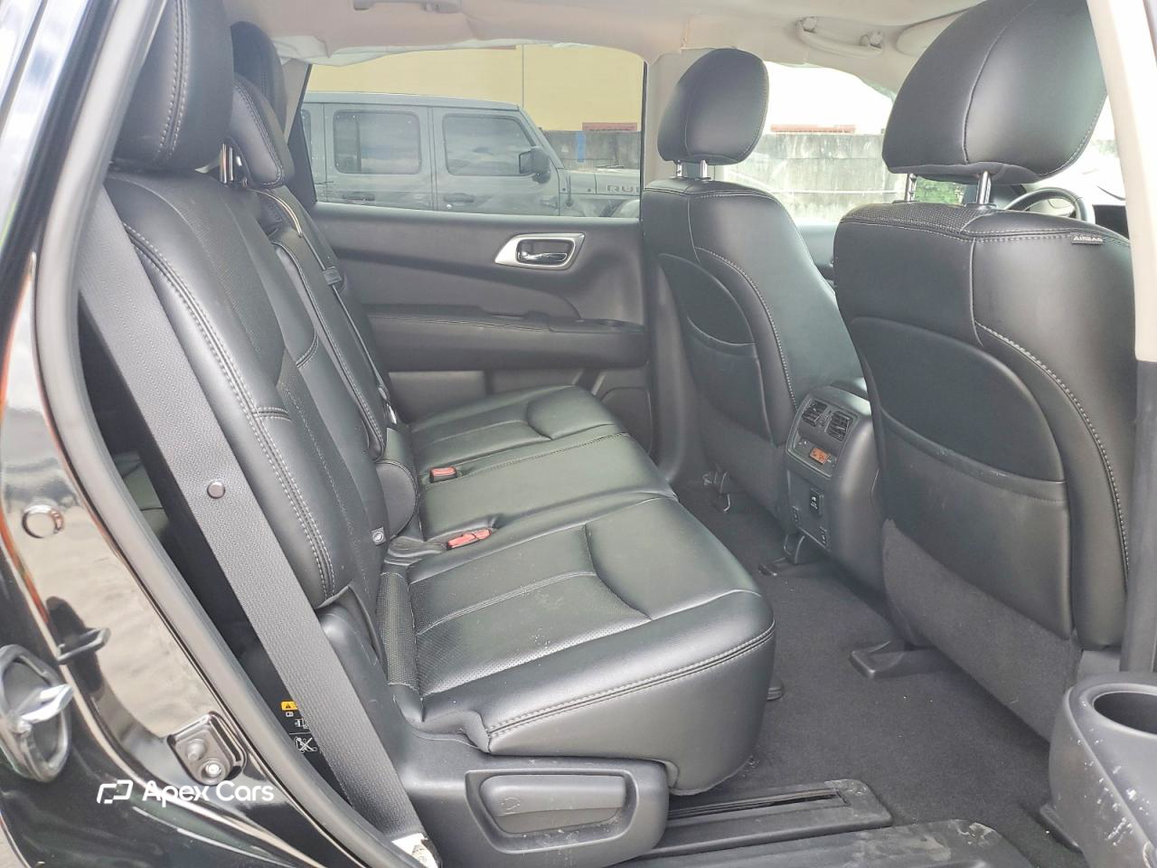 Nissan Pathfinder 2015