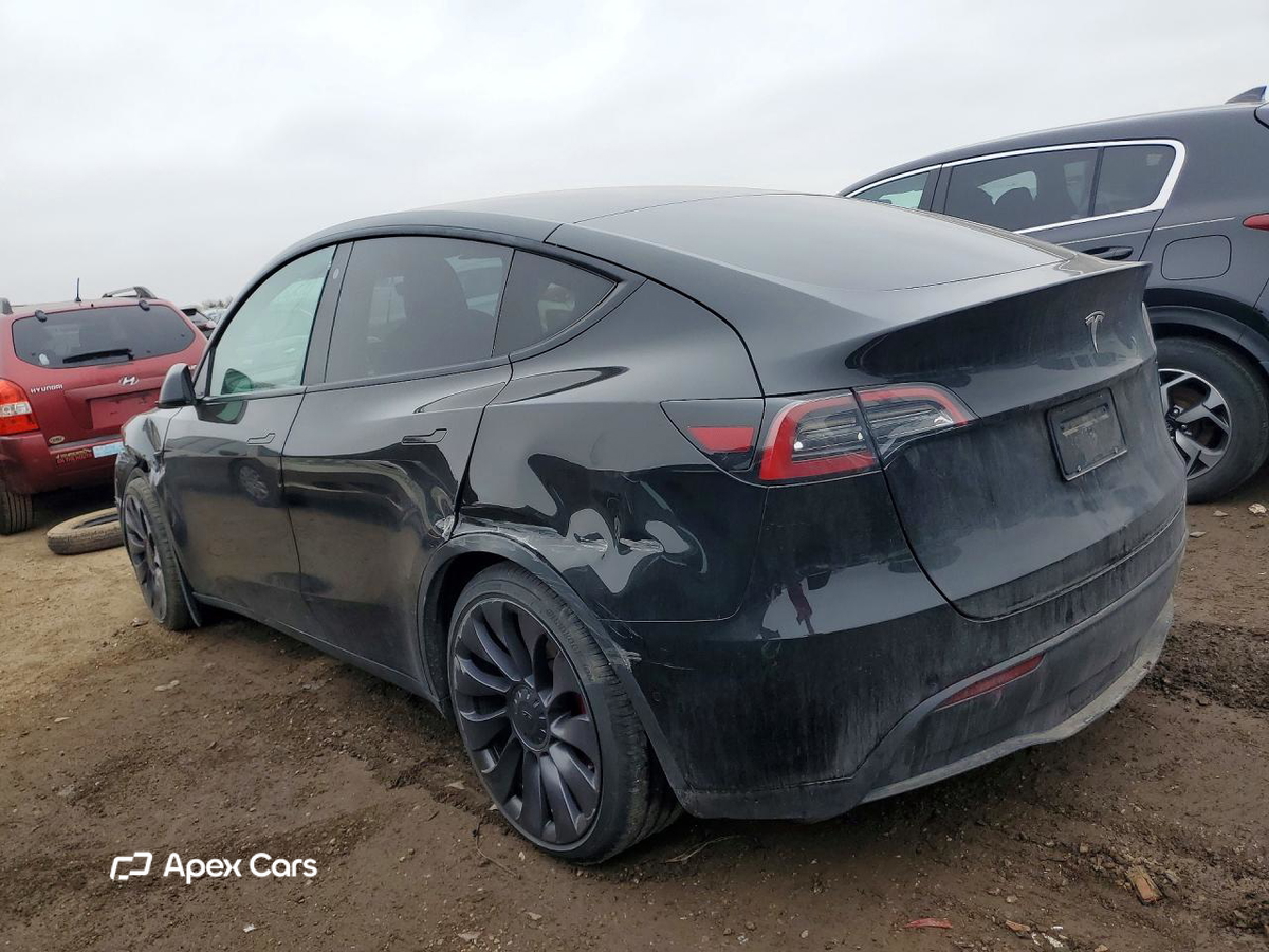 Tesla Model Y 2021