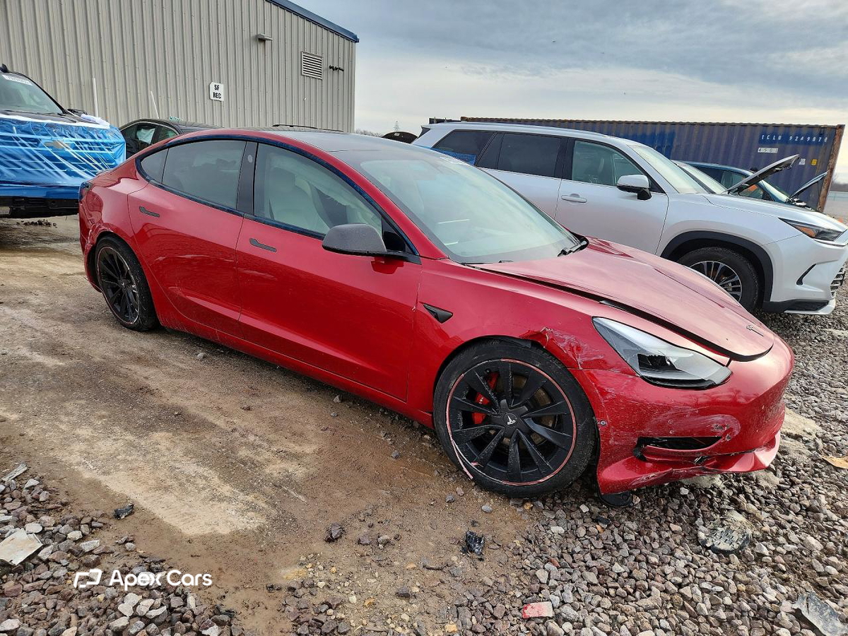 Tesla Model 3 2021