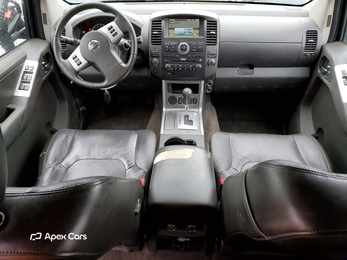 Nissan Pathfinder 2012