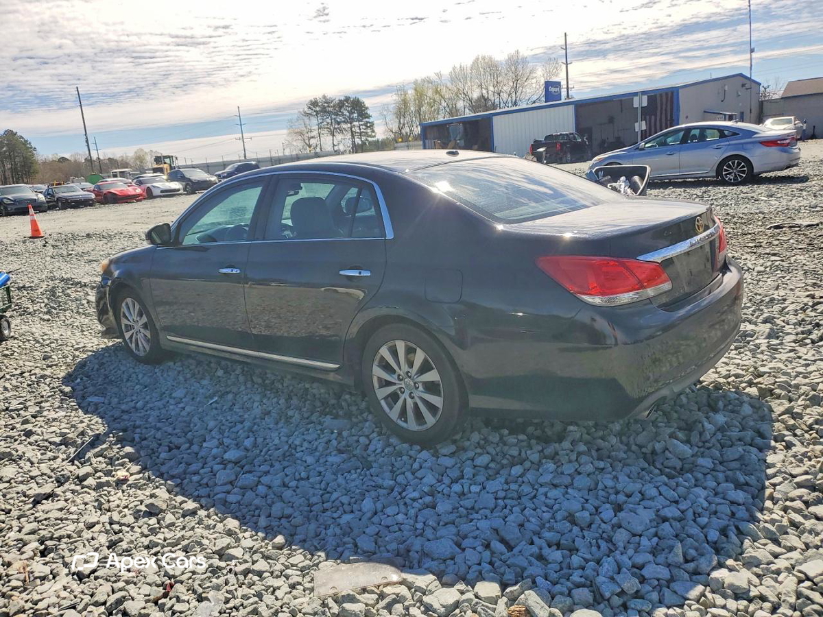 Toyota Avalon 2011