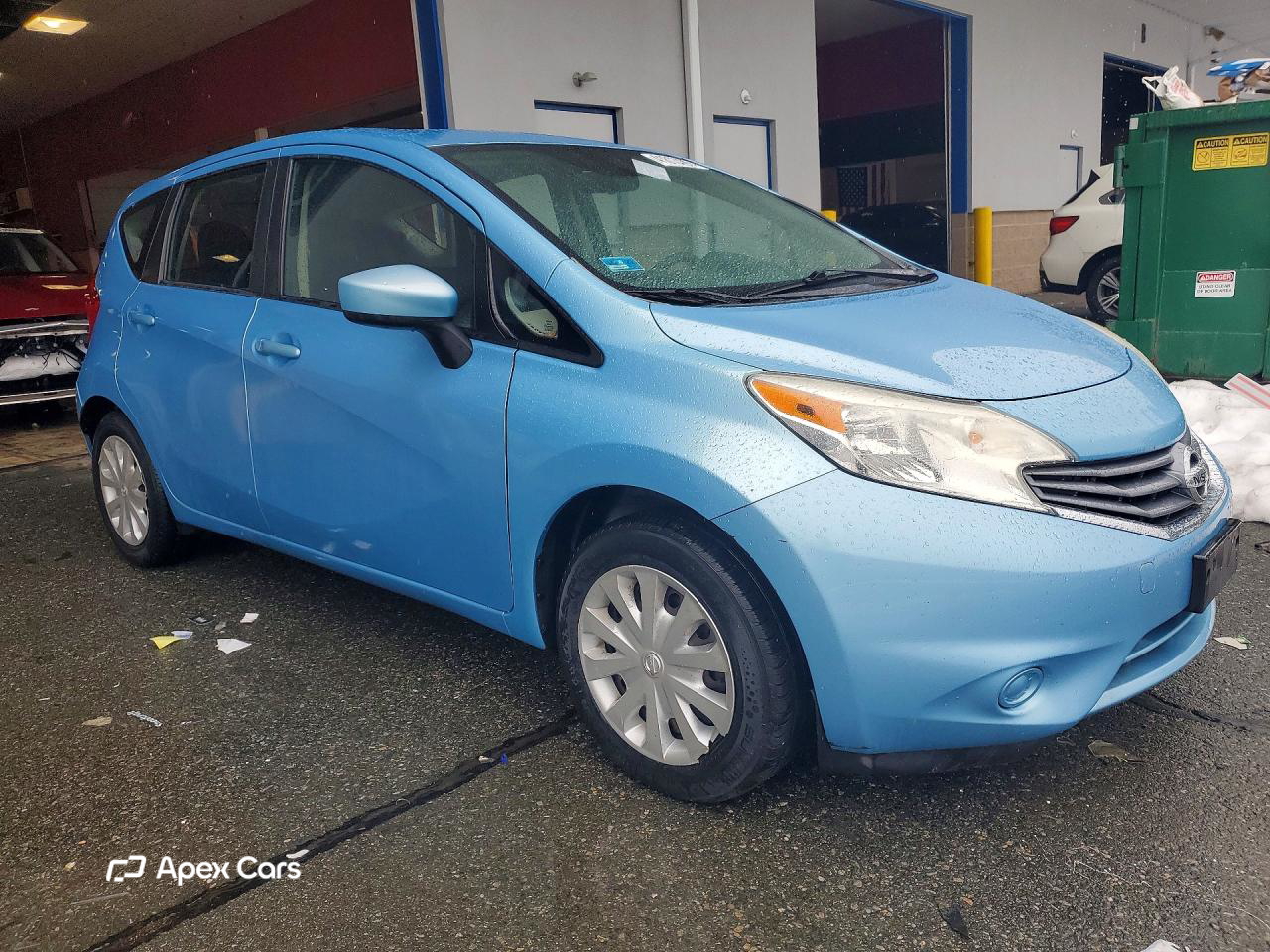 Nissan Versa 2015