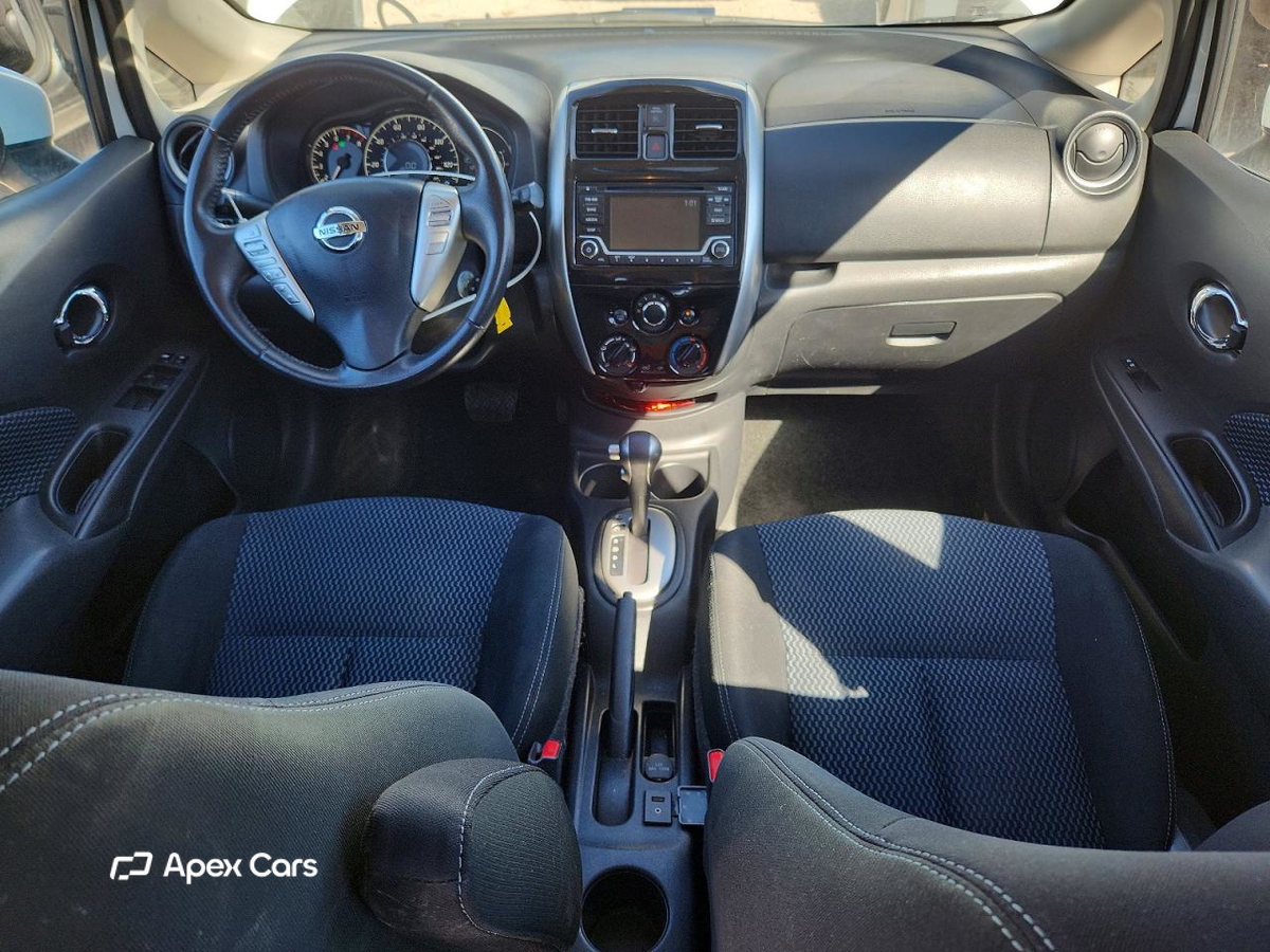 Nissan Versa 2016