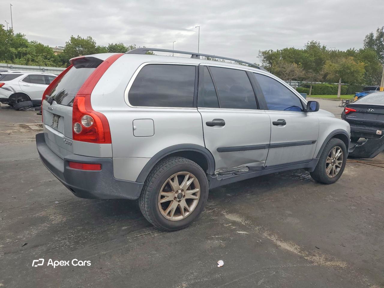 Volvo XC90 2004