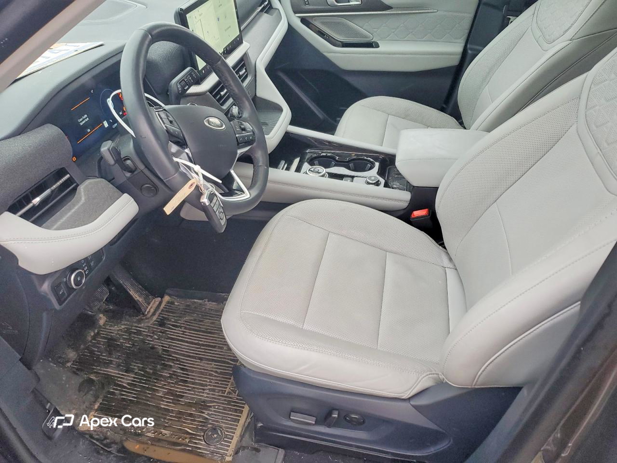 Ford Explorer 2025