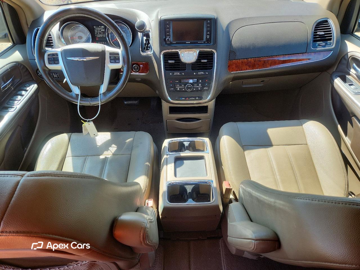 Chrysler Voyager 2015