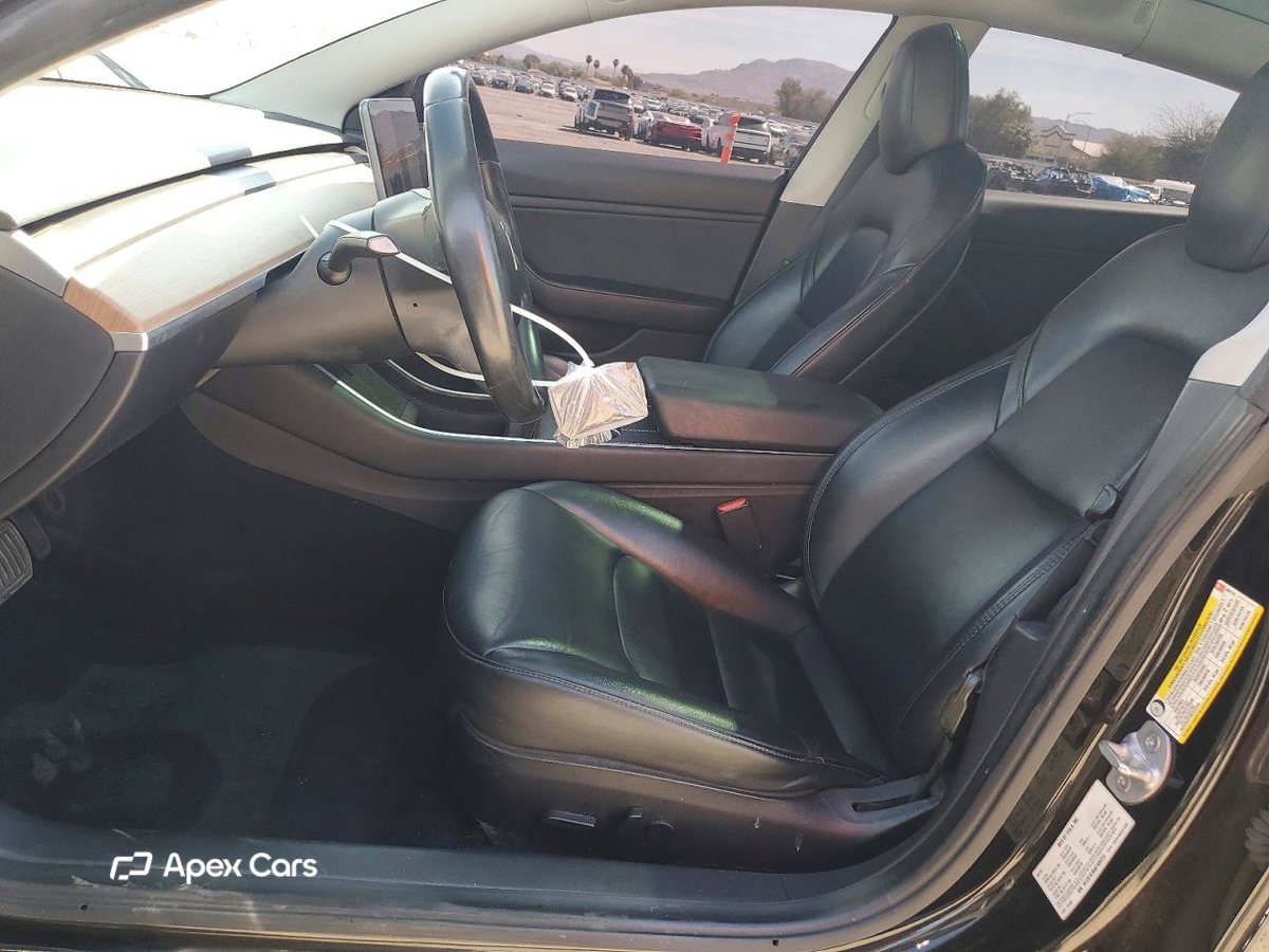 Tesla Model 3 2019