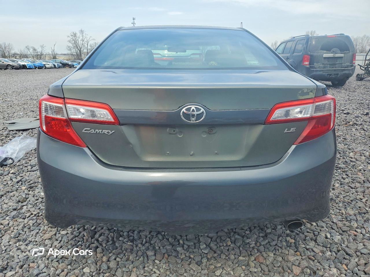 Toyota Camry 2012