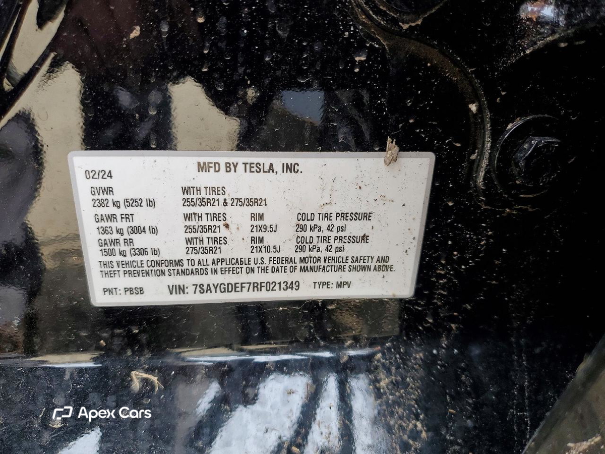 Tesla Model Y 2024