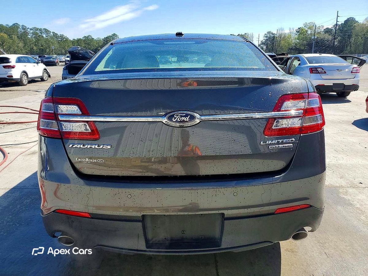 Ford Taurus 2018