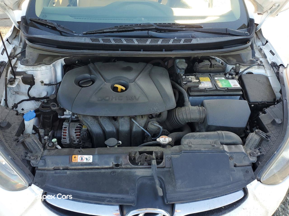Hyundai Elantra 2013