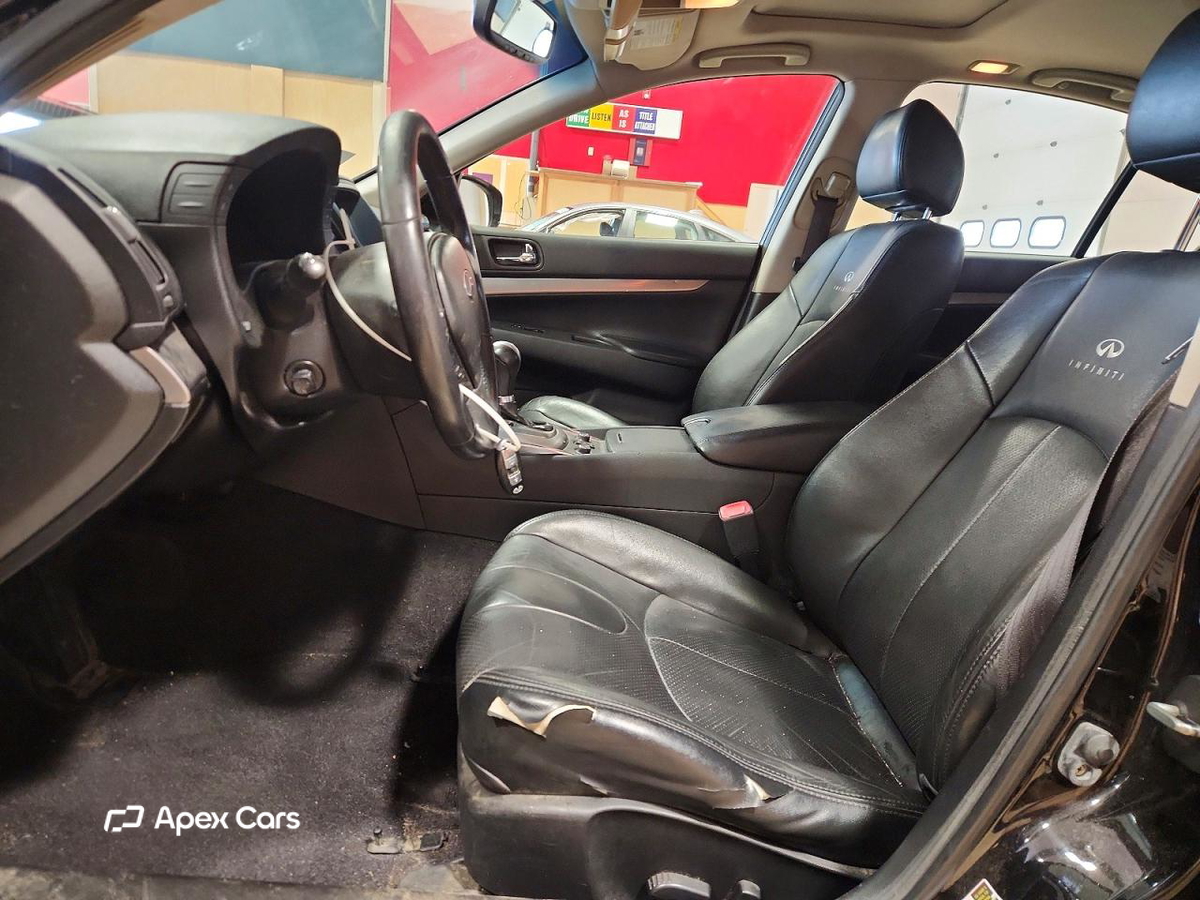 Infiniti G 2013