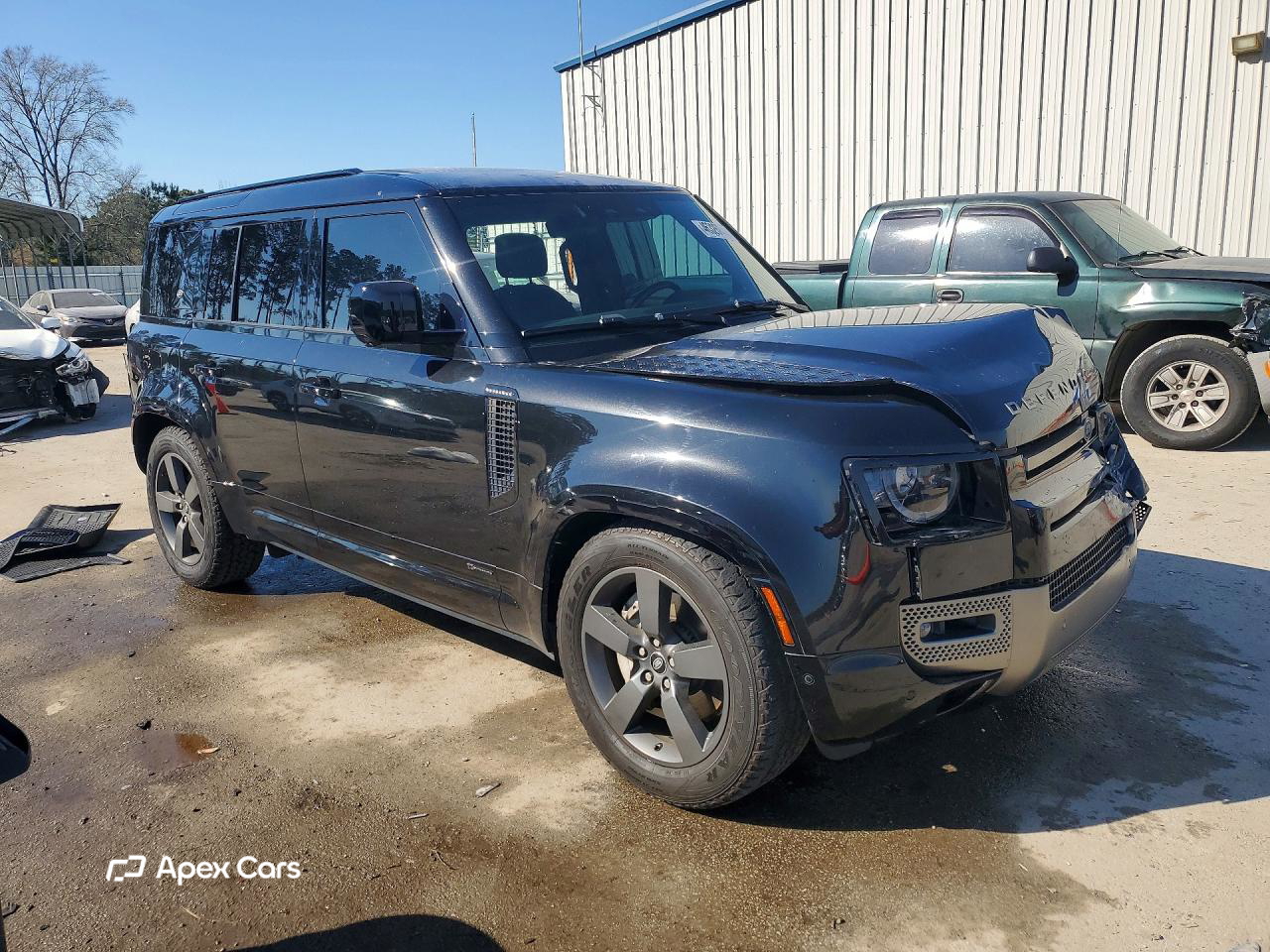 Land Rover Defender 2021