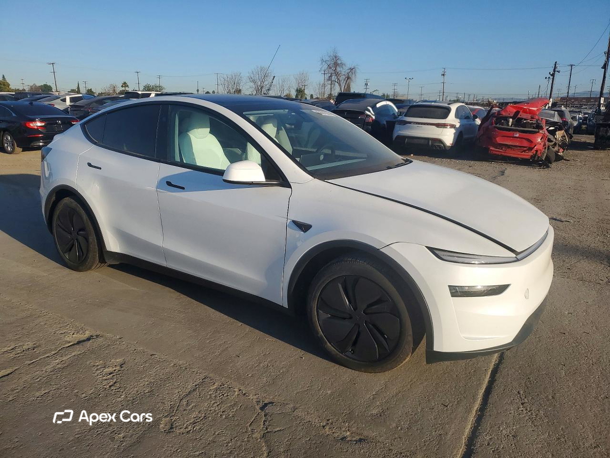 Tesla Model Y 2026