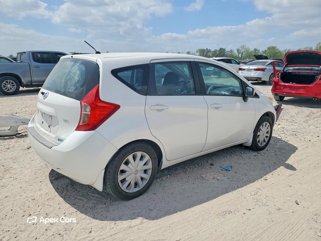 Nissan Versa 2015