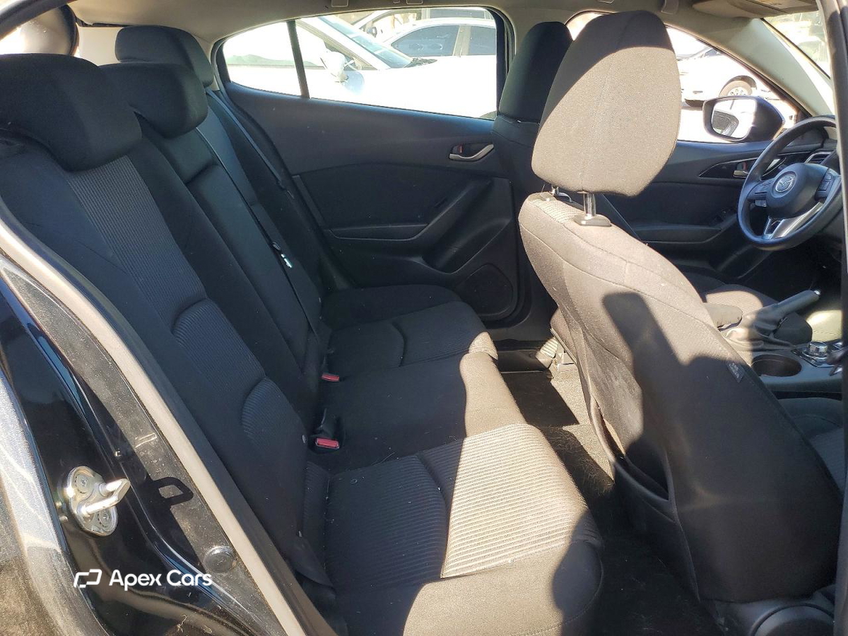 Mazda 3 2016