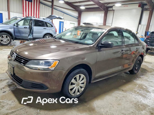 Volkswagen Jetta 2014 - Image 1 of 14