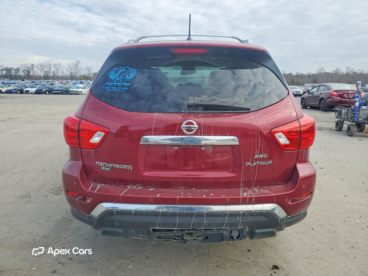 Nissan Pathfinder 2018