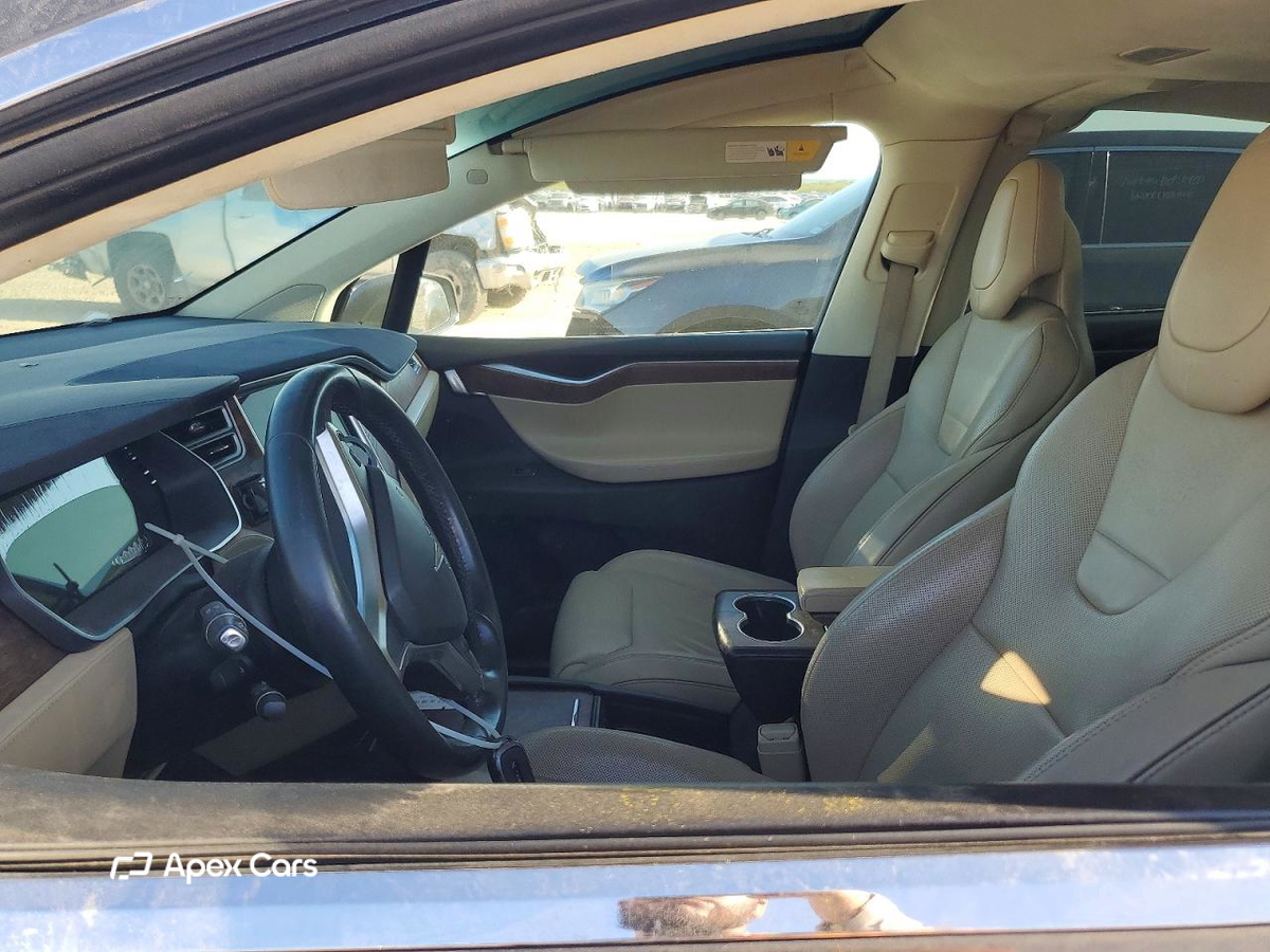 Tesla Model X 2016