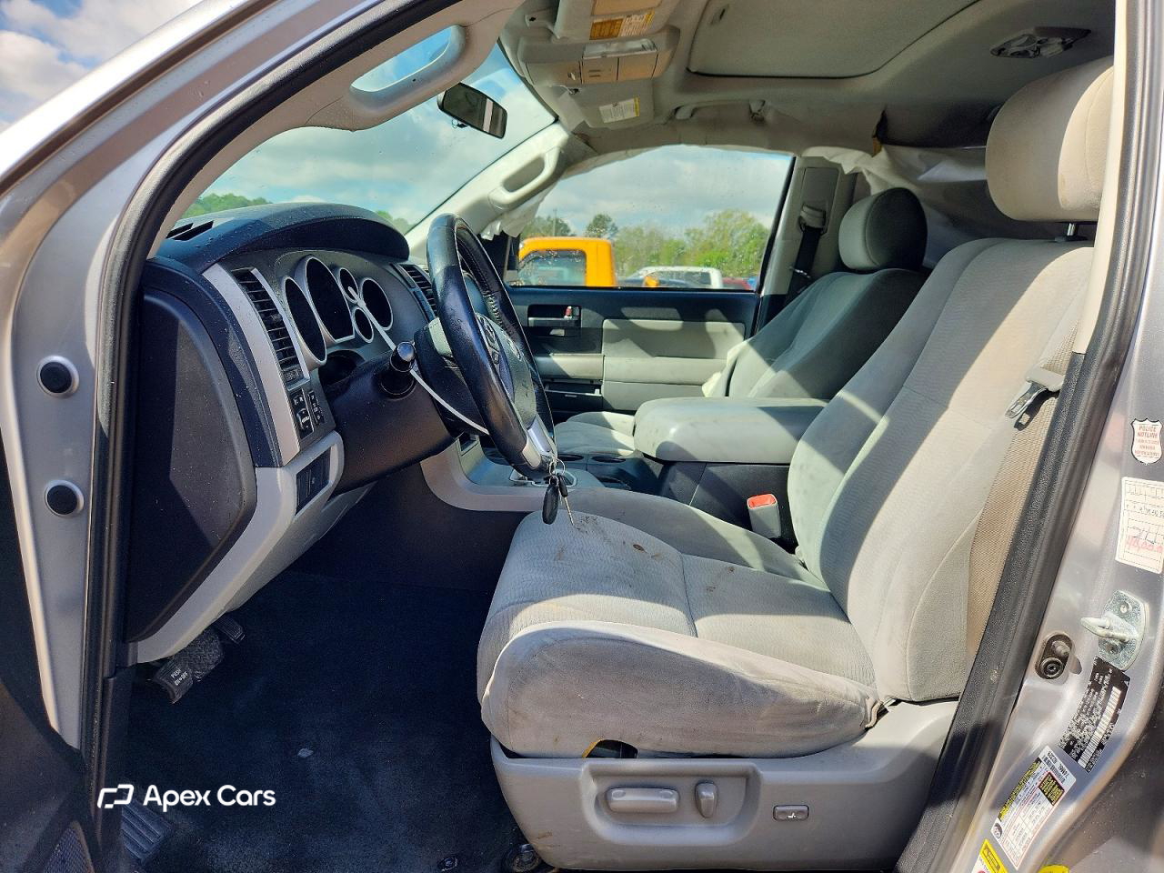 Toyota Sequoia 2015