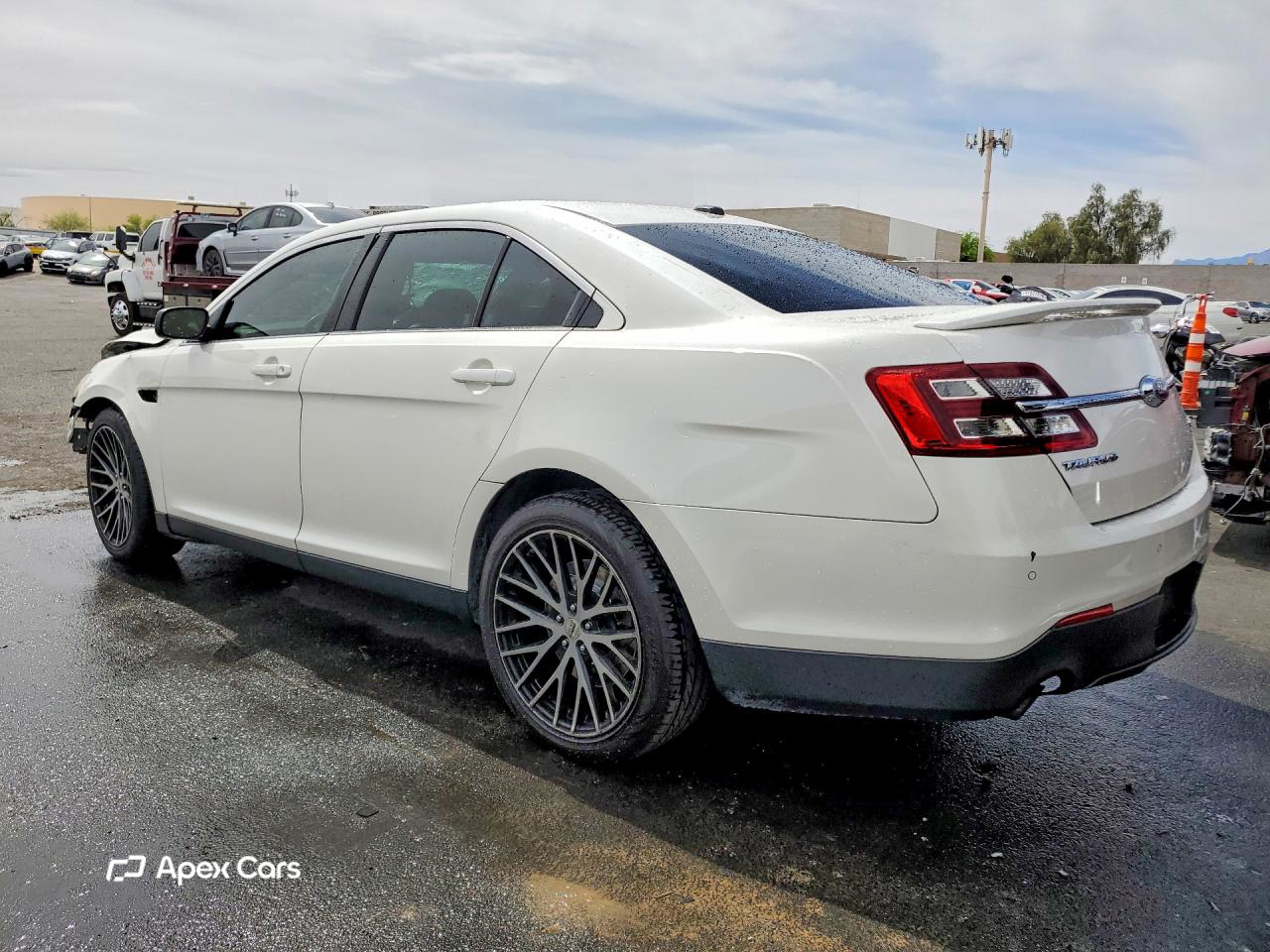 Ford Taurus 2015