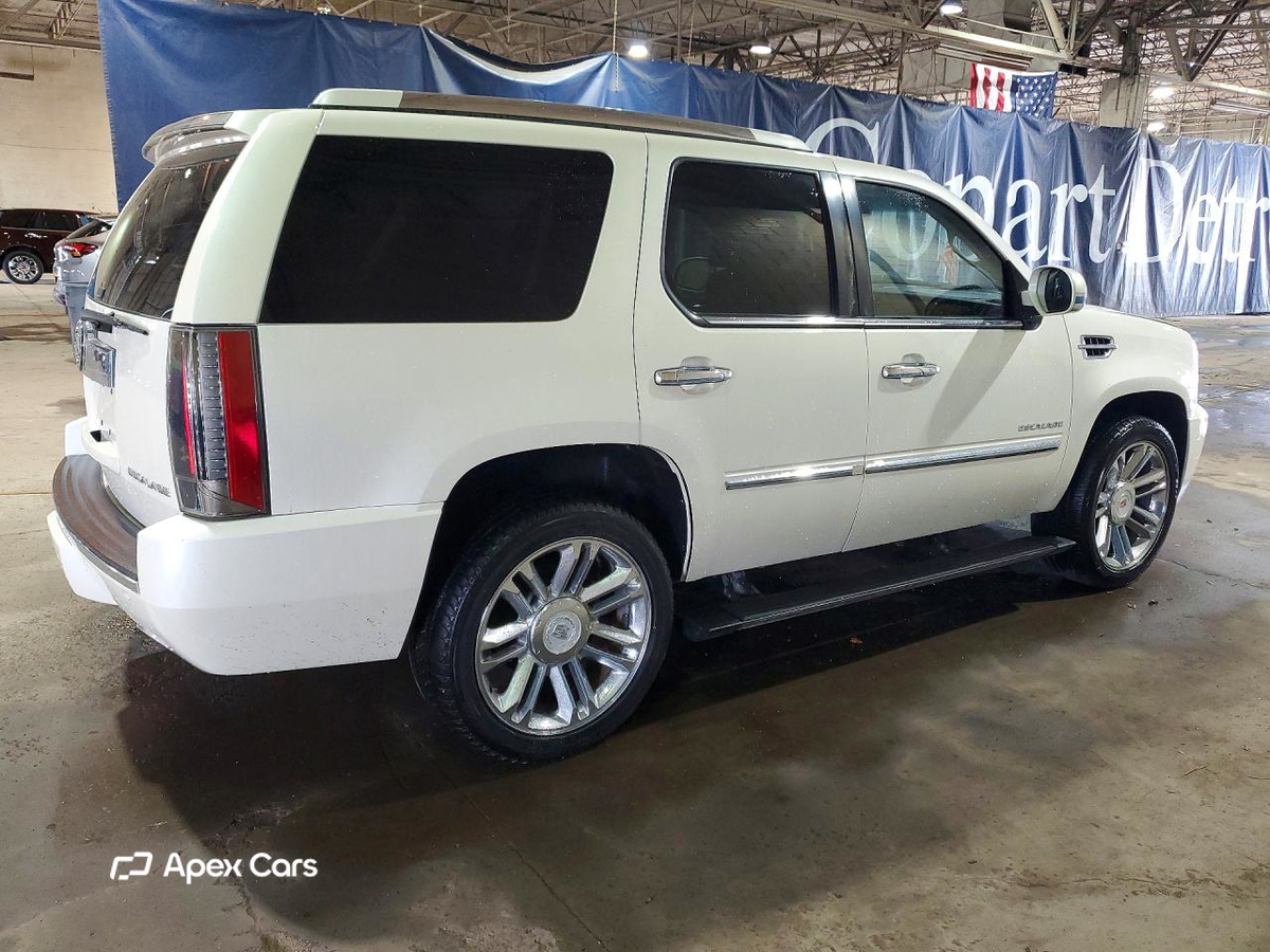 Cadillac Escalade 2013