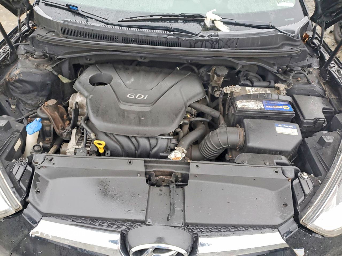 Hyundai Veloster 2016