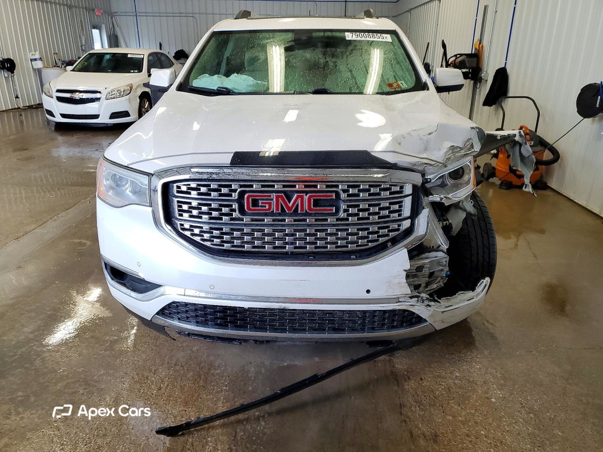 GMC Acadia 2018