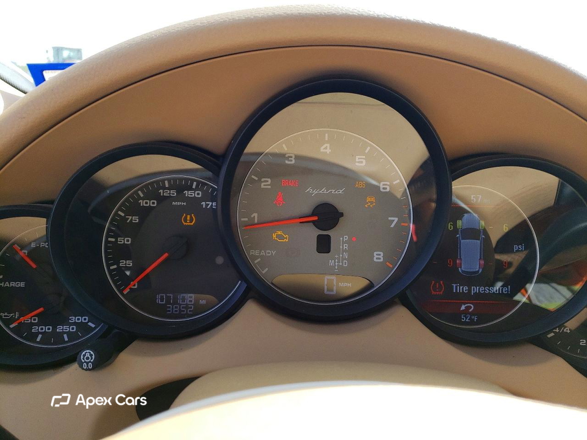 Porsche Cayenne 2014