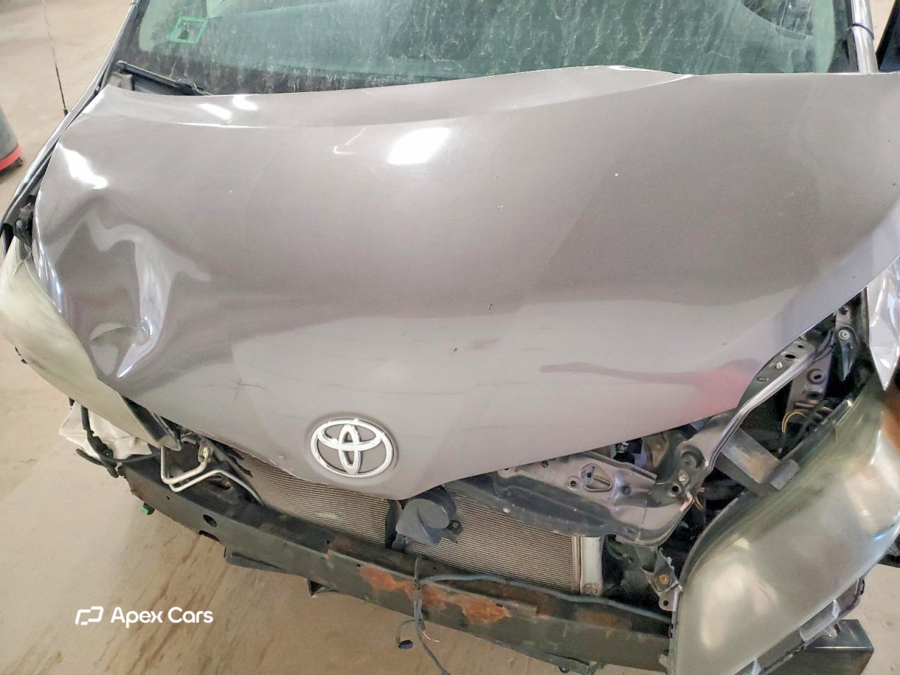 Toyota Sienna 2011