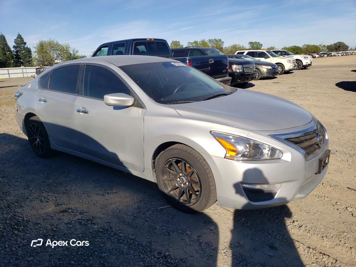 Nissan Altima 2015