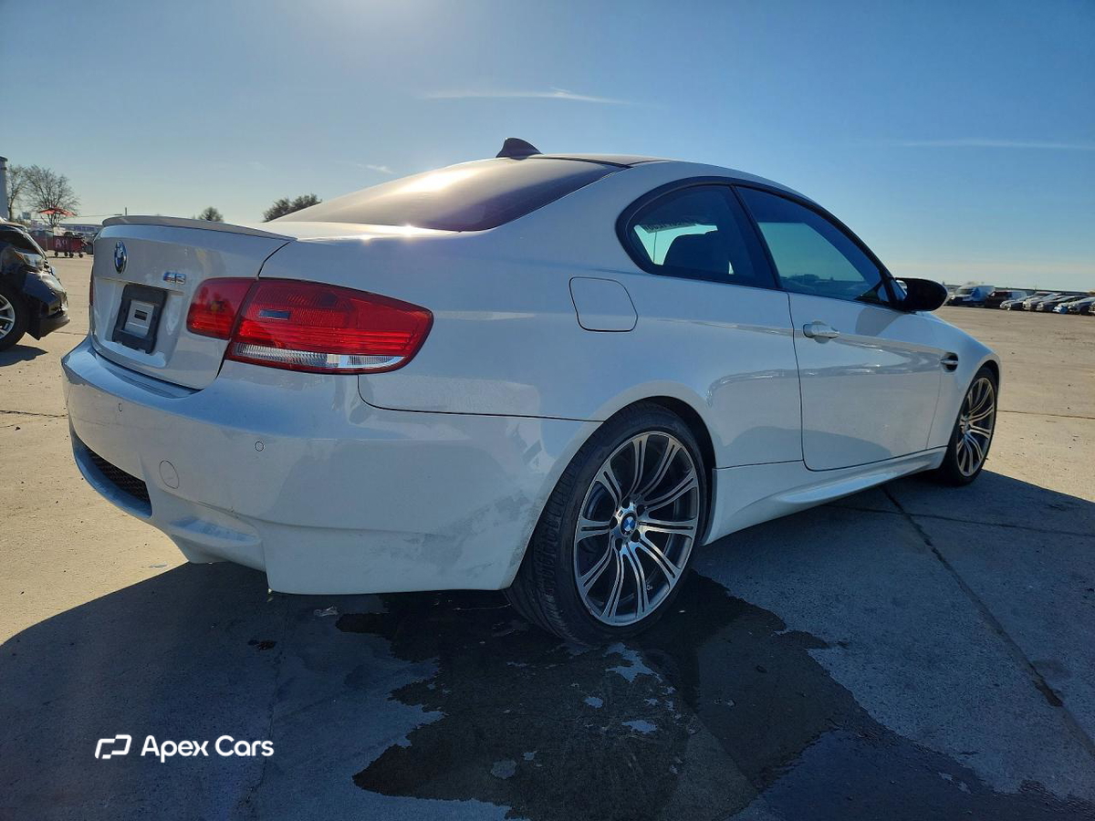 BMW M3 2010