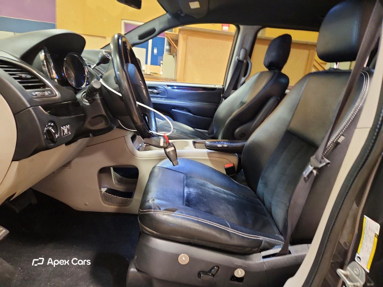 Dodge Caravan 2016