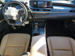 Lexus ES 2019