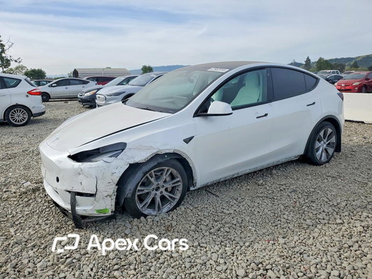 Tesla Model Y 2023 - Zdjęcie 1 z 15